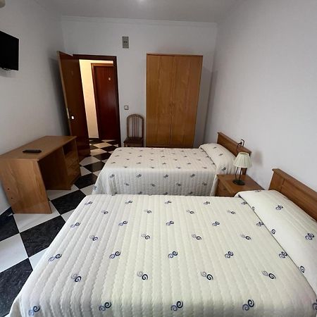 Hostal Los Amigos Siruela Bagian luar foto